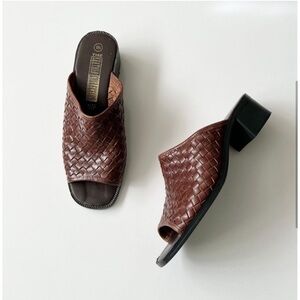 Vintage '90s Woven Slip on Fisherman Mules Sandals Dark Brown Leather Size 9.5